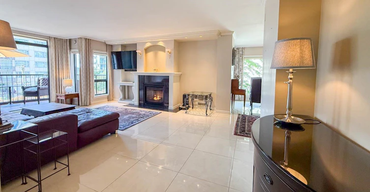 302-1520 Harwood, Vancouver, BC, V6G 1X9 - 3