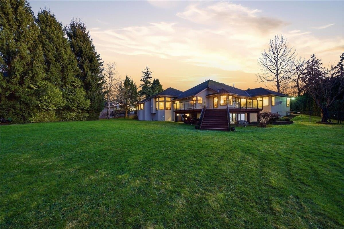 16533 26 Avenue, Surrey, BC, V3Z 9W9