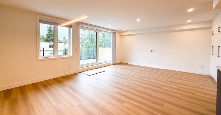 1955 W 1st Avenue, Vancouver, BC, V6J 1G7 - 7