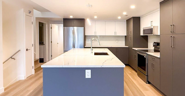 1955 W 1st Avenue, Vancouver, BC, V6J 1G7 - 10
