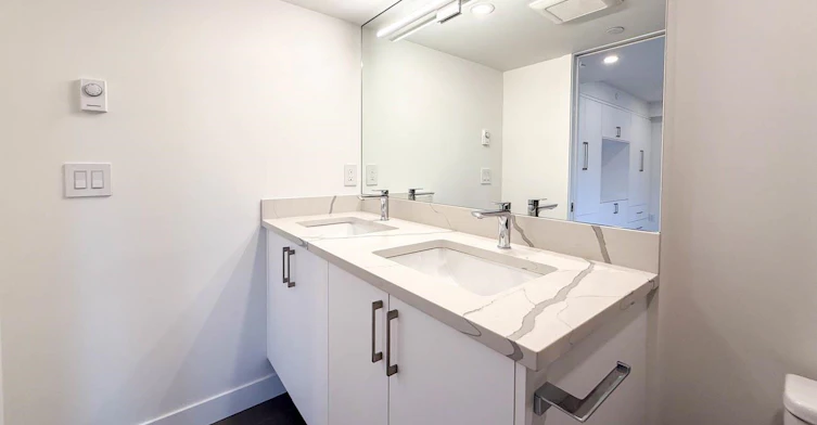 1955 W 1st Avenue, Vancouver, BC, V6J 1G7 - 21