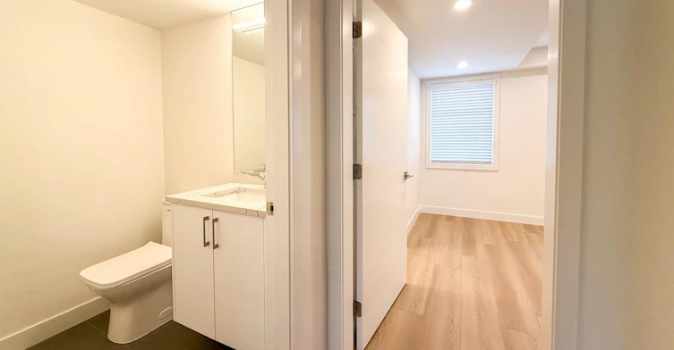 1955 W 1st Avenue, Vancouver, BC, V6J 1G7 - 16