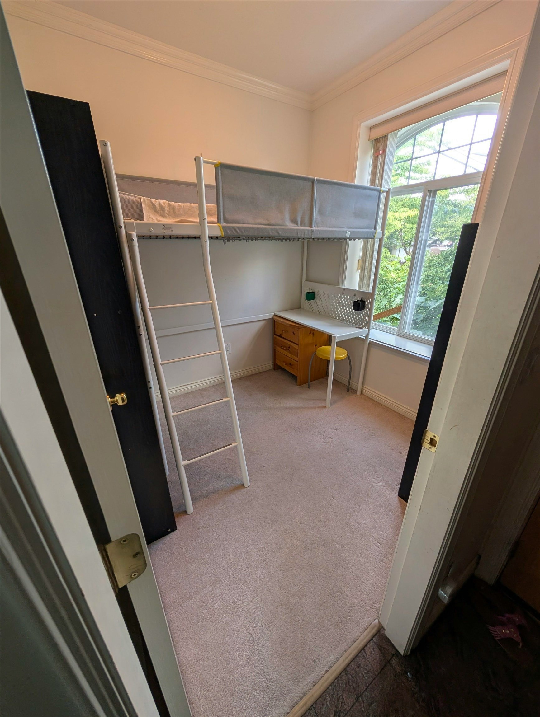 ROOMS in SHARED-4XXX Reid Street, Vancouver, BC, V5R 3Y6 - 9