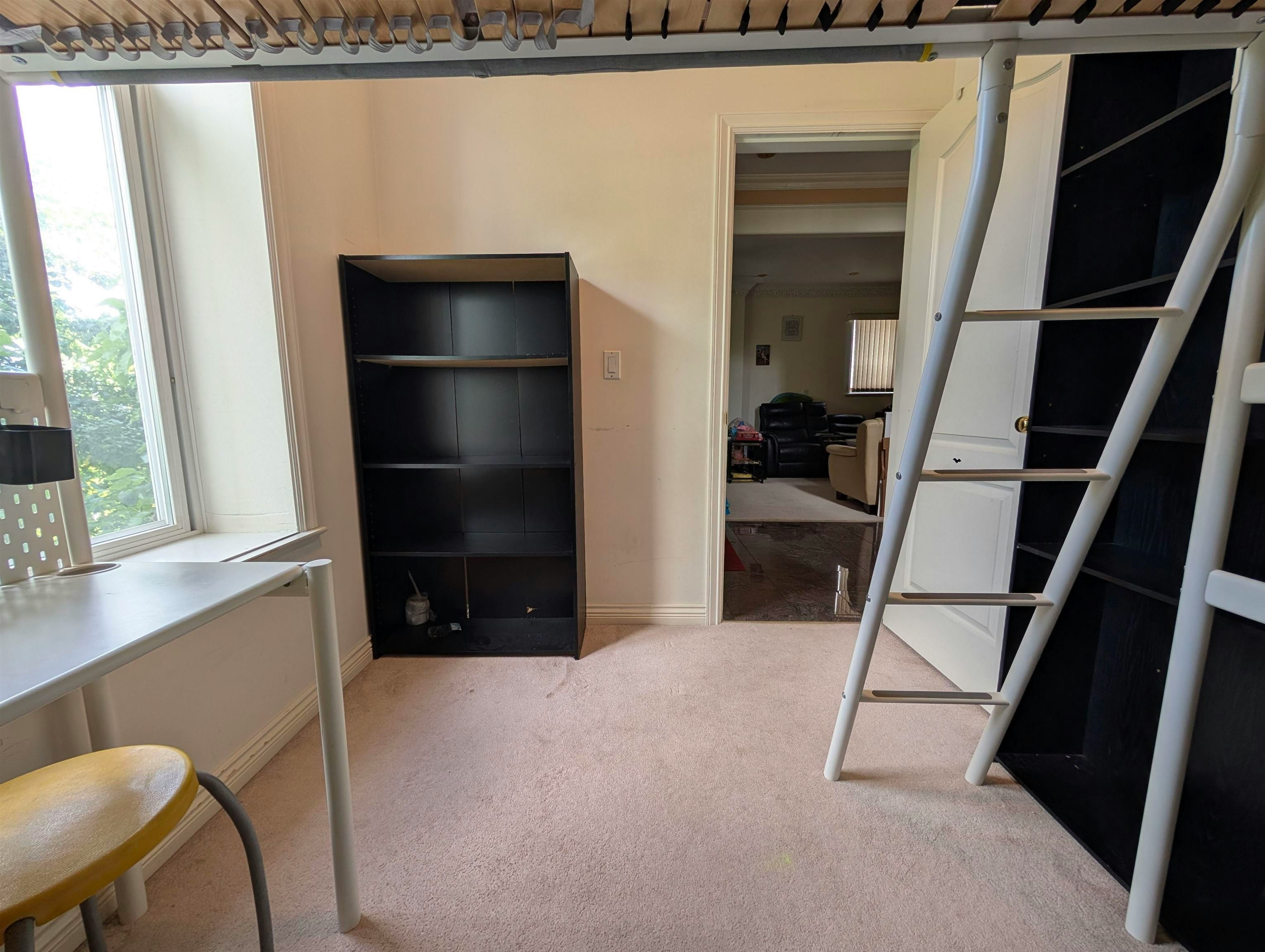 ROOMS in SHARED-4XXX Reid Street, Vancouver, BC, V5R 3Y6 - 11