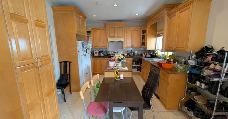 ROOMS in SHARED-4XXX Reid Street, Vancouver, BC, V5R 3Y6 - 14