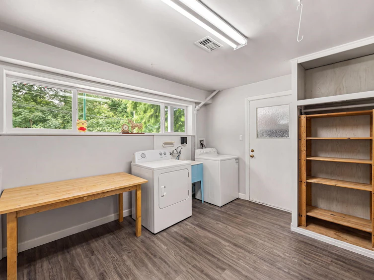 1001 Gatensbury Street, Coquitlam, BC, V3J 5J6 - 26