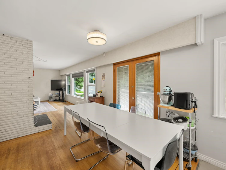 1001 Gatensbury Street, Coquitlam, BC, V3J 5J6 - 10