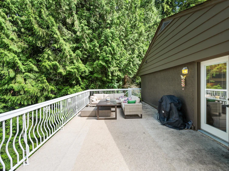 1001 Gatensbury Street, Coquitlam, BC, V3J 5J6 - 34
