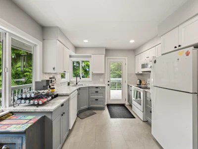 1001 Gatensbury Street Street - 4