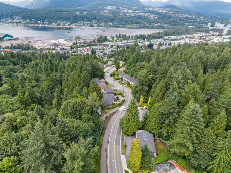 1001 Gatensbury Street, Coquitlam, BC, V3J 5J6 - 38