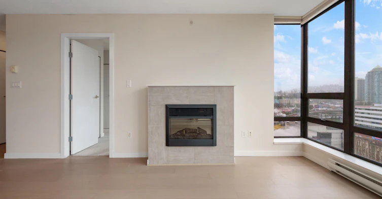 180X-4118 Dawson Street, Burnaby, BC, V5C 0A3 - 2