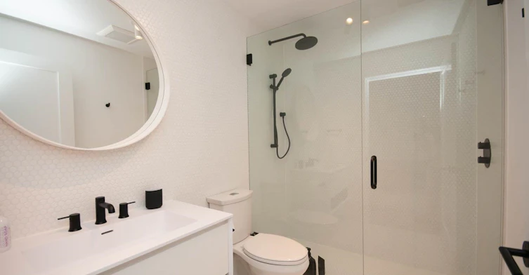 2-563 Union Street, Vancouver, BC, V6A 2B7 - 11