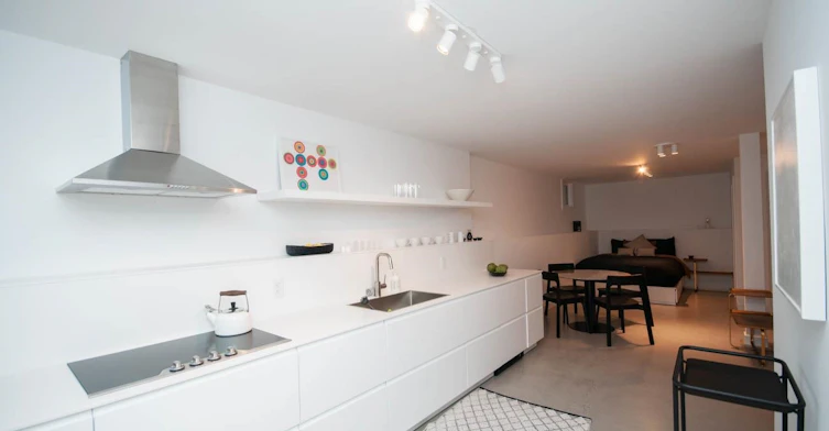 2-563 Union Street, Vancouver, BC, V6A 2B7