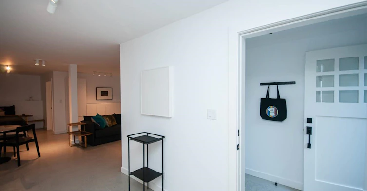 2-563 Union Street, Vancouver, BC, V6A 2B7 - 3