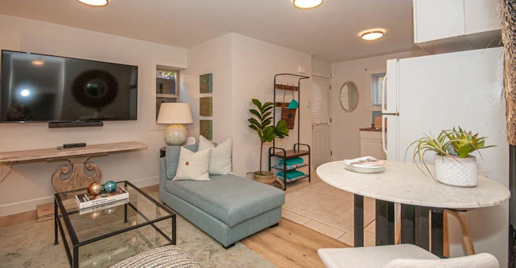 Suite-1534 Bewicke Avenue, North Vancouver, BC, V7M 3B9 - 8