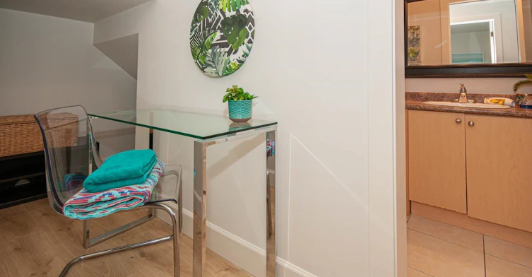 Suite-1534 Bewicke Avenue, North Vancouver, BC, V7M 3B9 - 29
