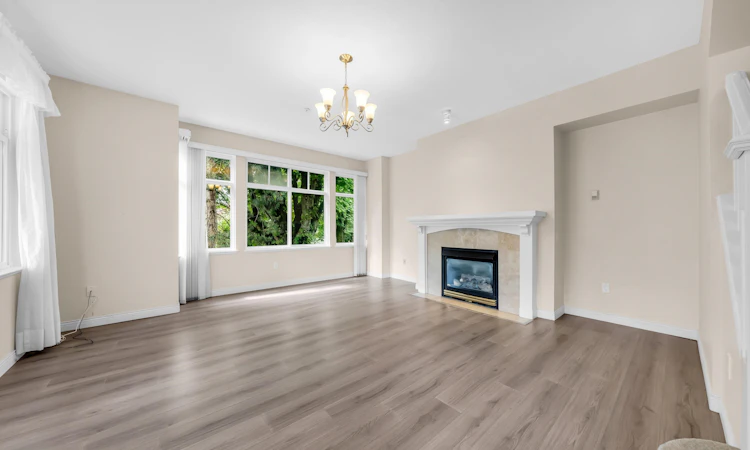 2459 W 39th Avenue