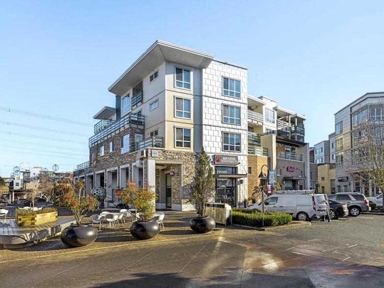 404-15785 Croydon Drive, Surrey, BC, V3Z 2L6 - 40