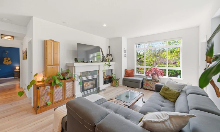 23-15 Forest Park Way