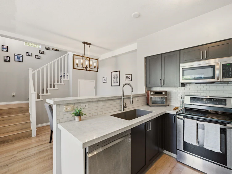 23-15 Forest Park Way, Port Moody, BC, V3H 5G7 - 13