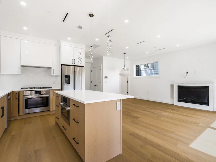 2-950 W 17th Avenue, Vancouver, BC, V5Z 1V4 - 8