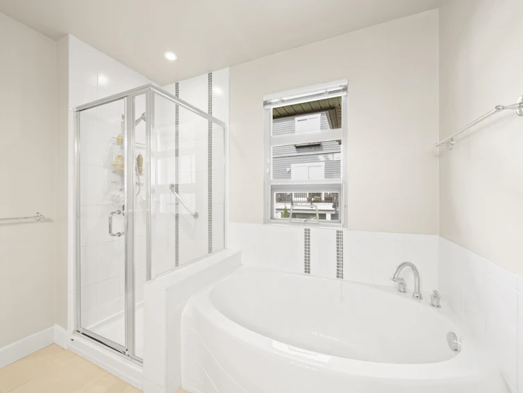 17-6300 Birch Street, Richmond, BC, V6Y 4K3 - 34
