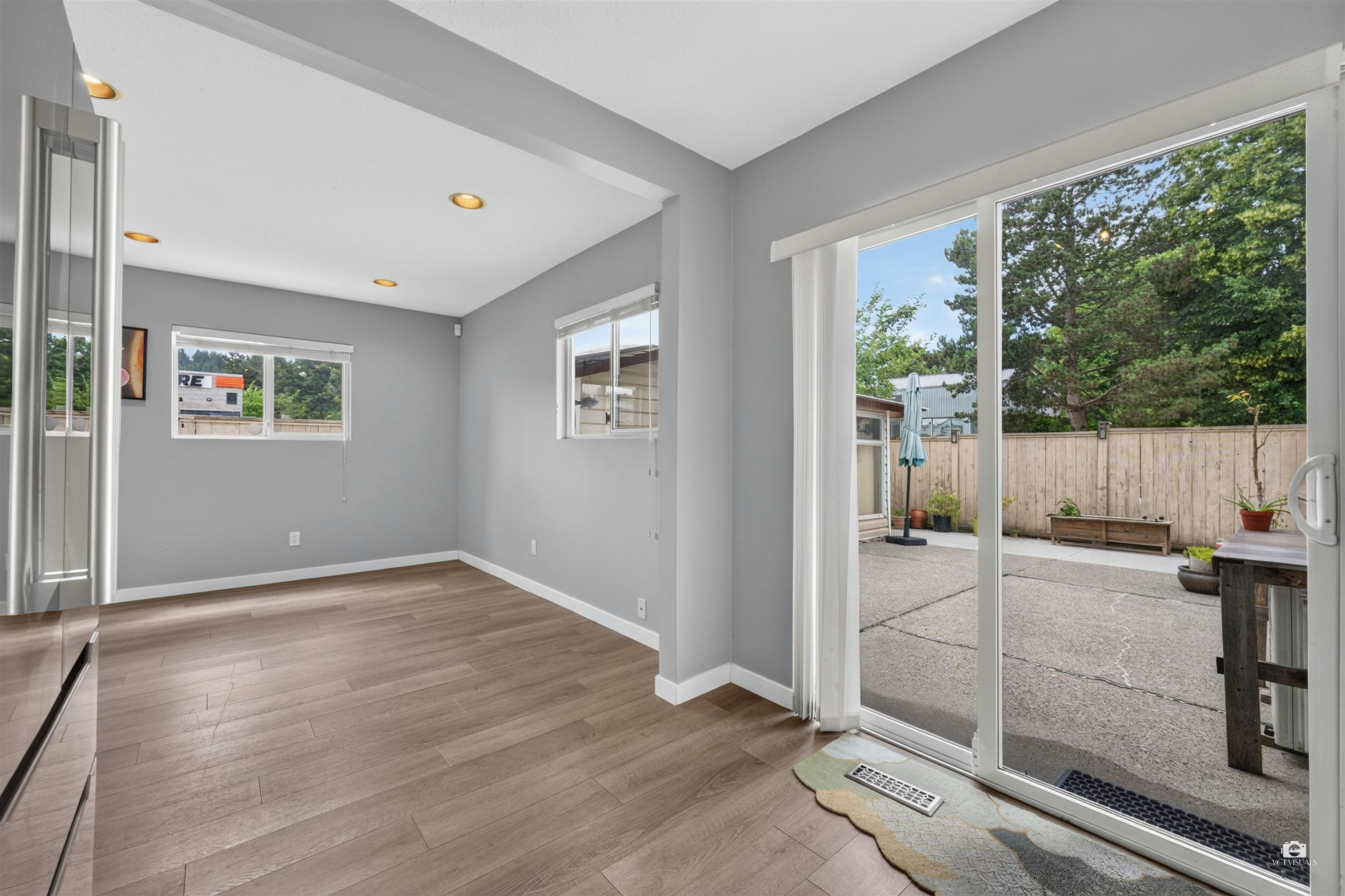 2550 Raven Court, Coquitlam, BC, V3E 2J2 - 10