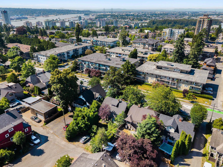 415 Seventh Street, New Westminster, BC, V3M 3L2 - 14