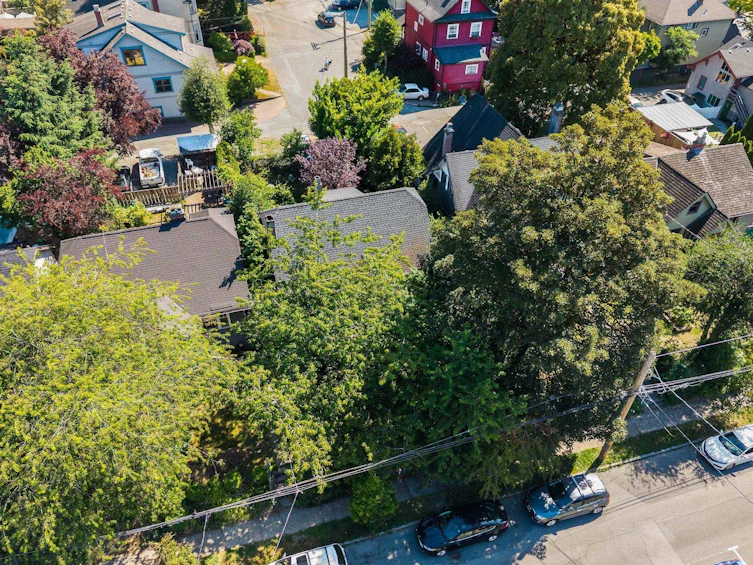415 Seventh Street, New Westminster, BC, V3M 3L2 - 4