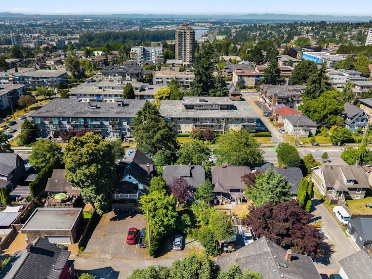 415 Seventh Street, New Westminster, BC, V3M 3L2 - 13