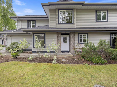 57-8111 160 Street - 4