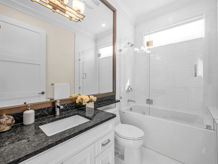 3581 W 32nd Avenue, Vancouver, BC, V6S 1Z1 - 31