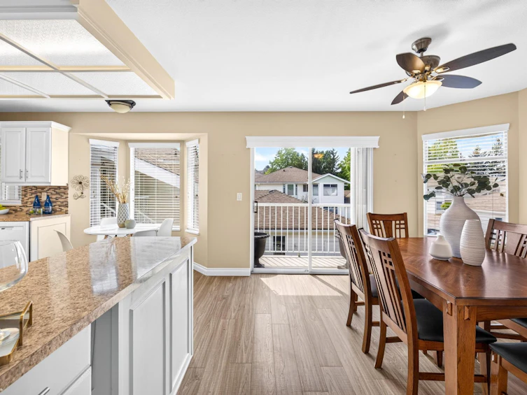 210-7156 121 Street, Surrey, BC, V3W 0J6 - 11