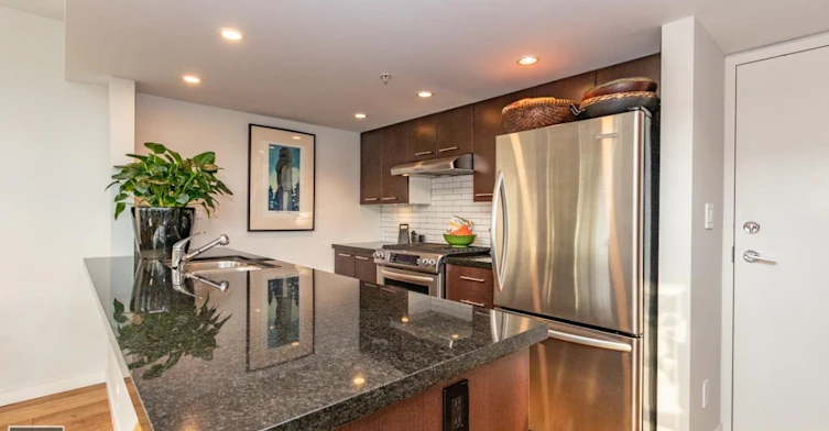 PH3-1288 Chesterfield Avenue, North Vancouver, BC, V7M 0B1 - 12