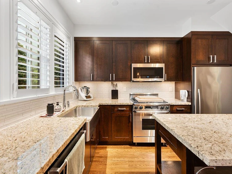 3025 Birch Street, Vancouver, BC, V6H 2T8 - 9
