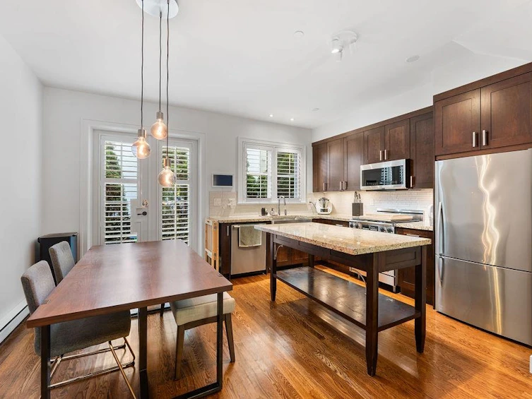 3025 Birch Street, Vancouver, BC, V6H 2T8 - 10