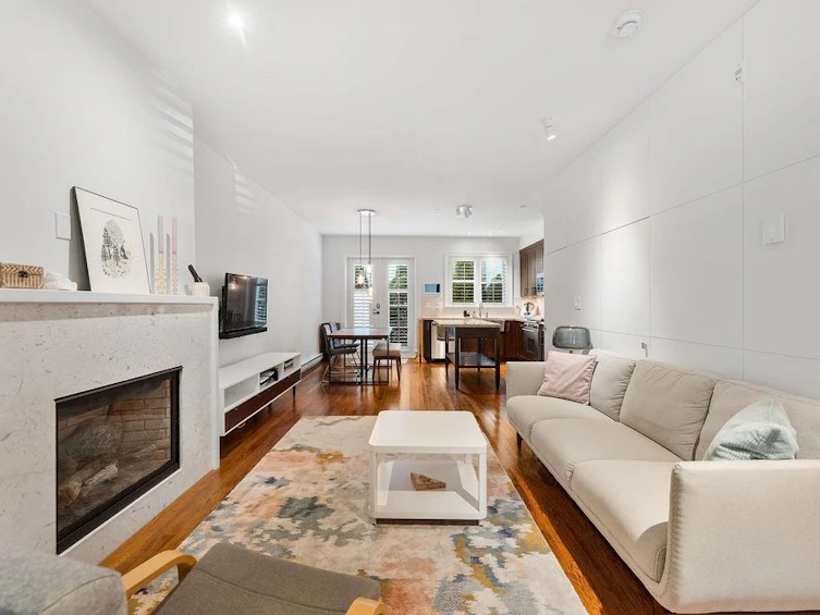 3025 Birch Street, Vancouver, BC, V6H 2T8 - 3