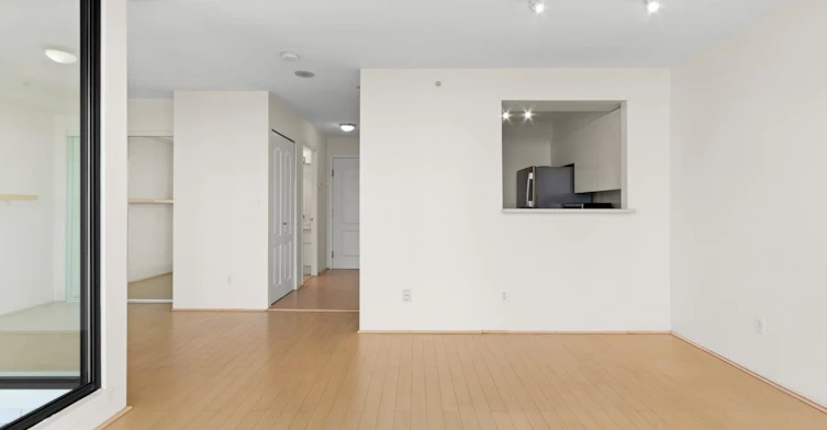 1007-888 Pacific Street, Vancouver, BC, V6Z 2S6 - 9