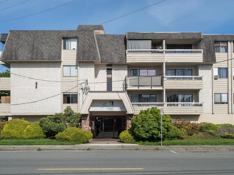 204-9477 Cook Street, Chilliwack, BC, V2P 4J8