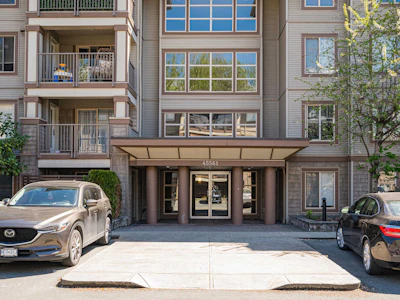 408-45561 Yale Road - 3