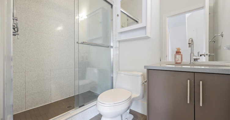 67 E 16th Avenue, Vancouver, BC, V5T 2T1 - 12