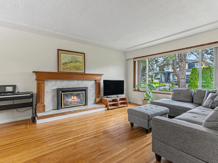 1684 Cornell Avenue, Coquitlam, BC, V3J 3A1 - 4