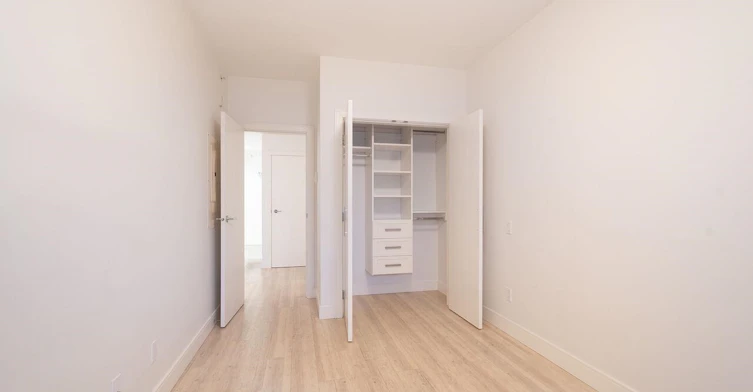 302-4548 Hastings Street, Burnaby, BC, V5C 2K4 - 17