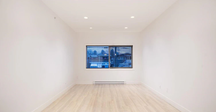 302-4548 Hastings Street, Burnaby, BC, V5C 2K4 - 13