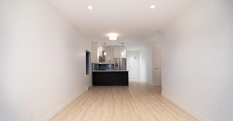 302-4548 Hastings Street, Burnaby, BC, V5C 2K4 - 8