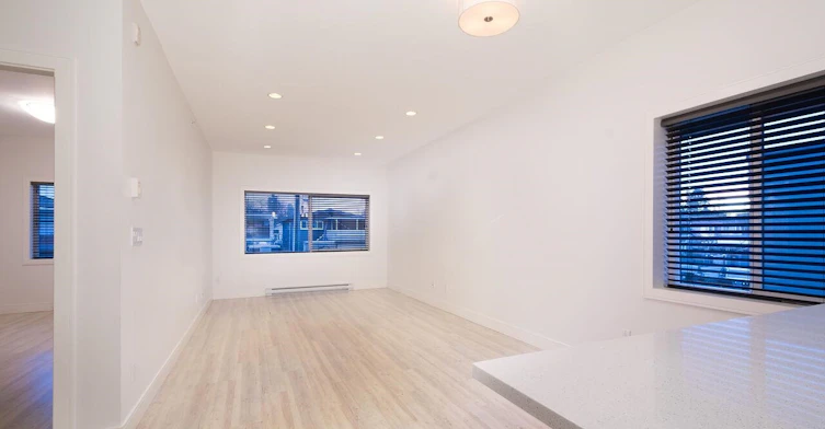 302-4548 Hastings Street, Burnaby, BC, V5C 2K4 - 12