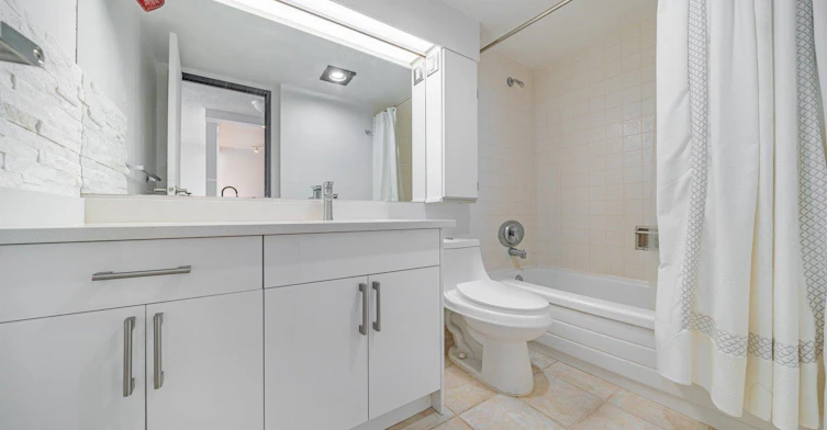 1506-2004 Fullerton Avenue, North Vancouver, BC, V7P 3G8 - 4