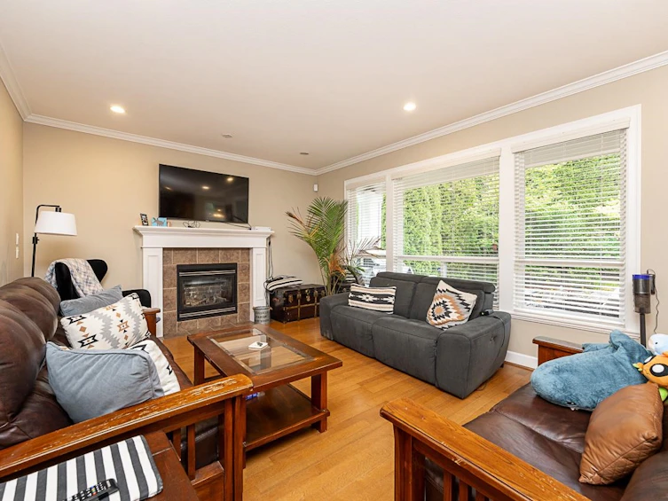 3782 154 Street, Surrey, BC, V3Z 0V2 - 4