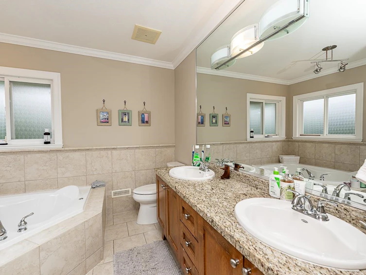 3782 154 Street, Surrey, BC, V3Z 0V2 - 16