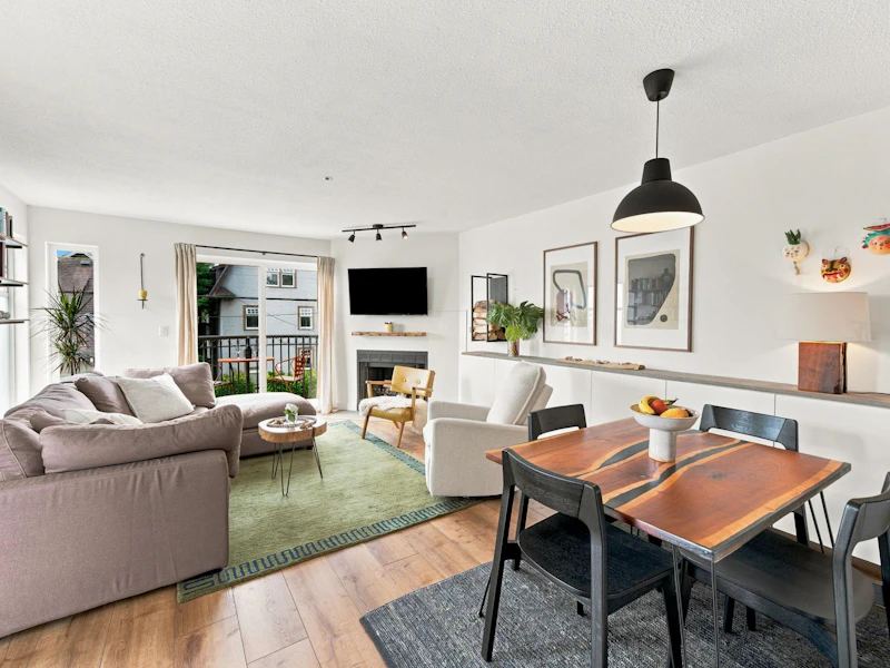 304 - 888 W 13th Avenue, Vancouver BC V5Z 1P2